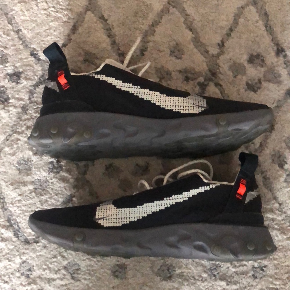 Nike react low gunsmoke